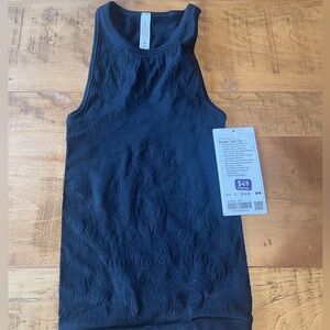 Lululemon tank top with mesh detail